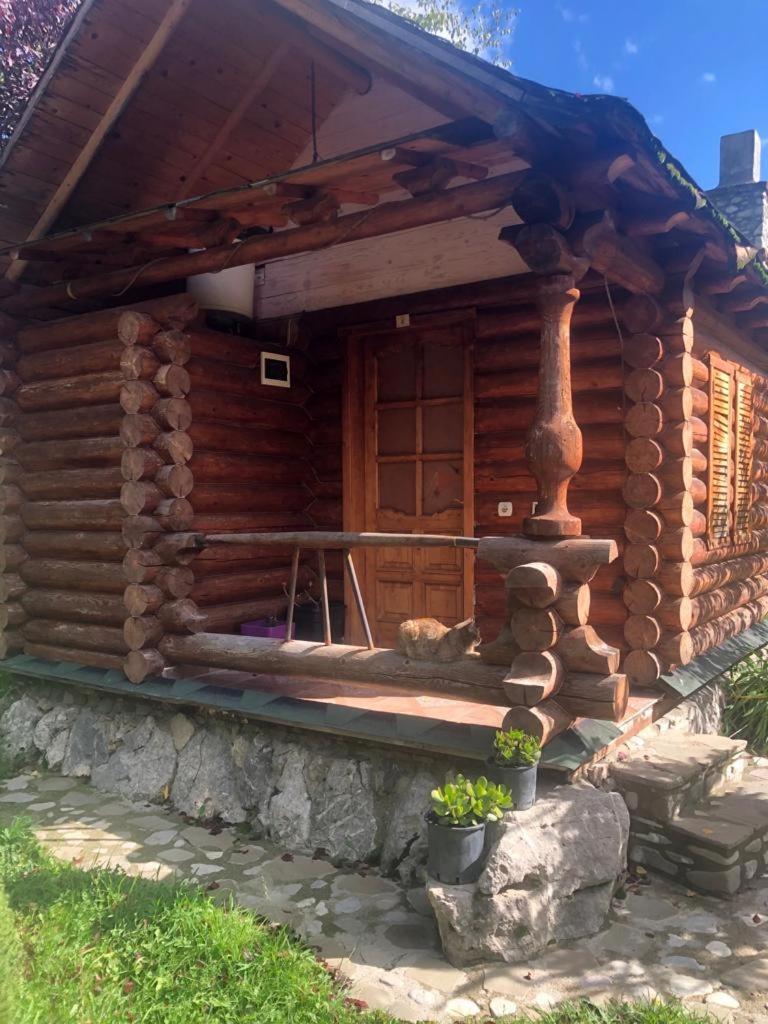 Отель Sofra Kolonjare Agroturizem Erseke Экстерьер фото